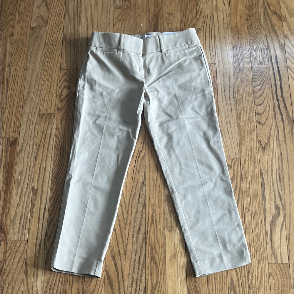 Loft Women’s Cropped Khaki Pants